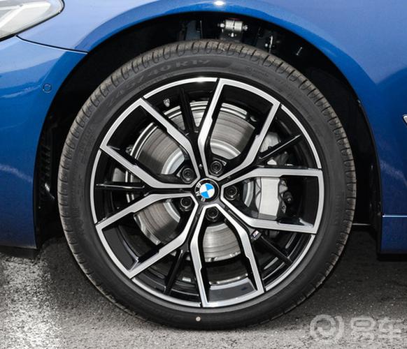 【防爆轮胎在路上行驶真的不会爆胎吗?】宝马5系汽车