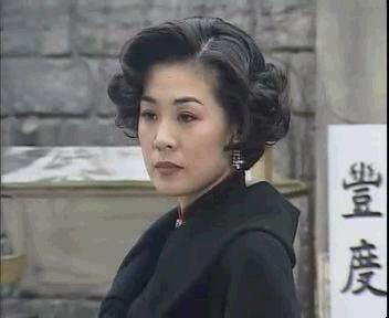 绮翘谁演的 精武门绮翘扮演者丛珊资料