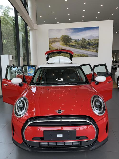提车啦,今天提了辣椒红2022款mini cooper_汽车_汽车