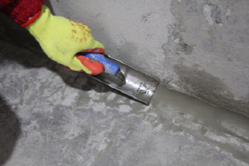 八字角的直径为5cm,这是根据长时间的现场测试得出的结果.