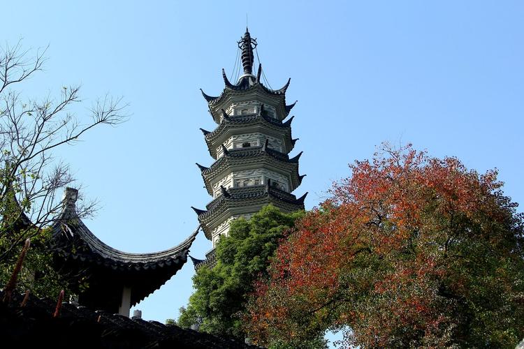  p>苏州上方山位于 a target="_blank" href="/item/苏州市/6743370"