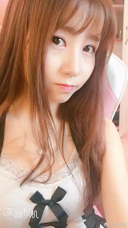 炉石主播八卦:弱鸡惨被小刺猬代替,囚徒即将抵达成都