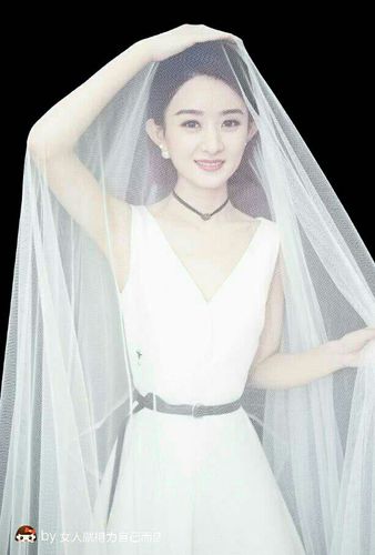 31岁的赵丽颖结婚了,她的"婚纱装"早就曝光了,网友:意外!