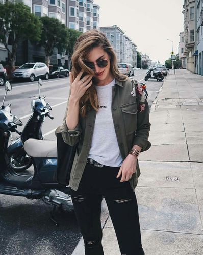 欧美最新穿搭,关注我可以给你们最新一手时尚欧美街拍