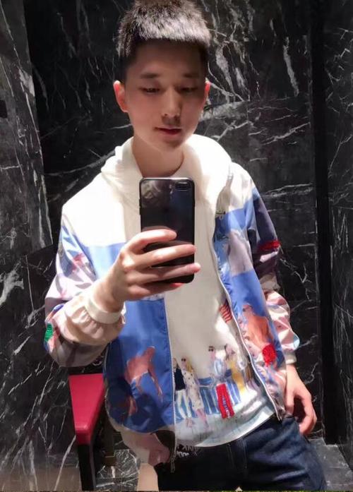 郑州左岸男子会馆