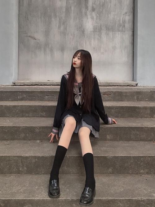 jk少女:哇!次元腿小姐姐太好看了