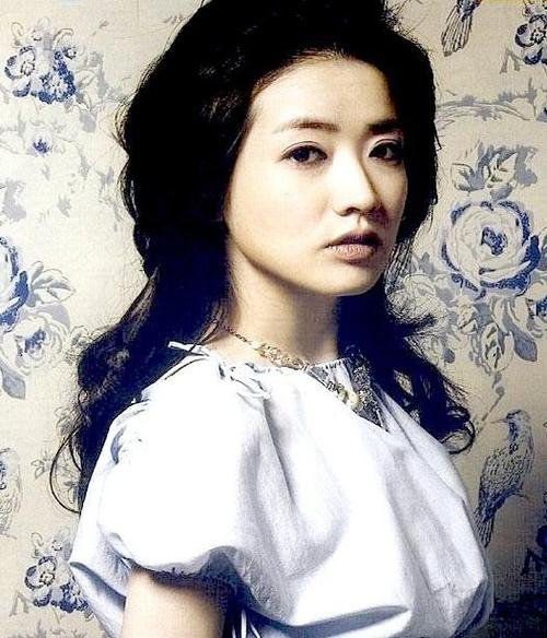 韩国美女明星崔贞媛个人档案