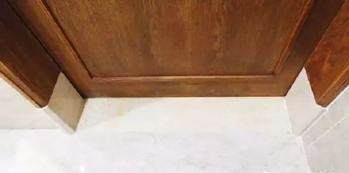科技 正文  厨卫门窗套线石材基座尺度与卧房门套木质基座同高同宽
