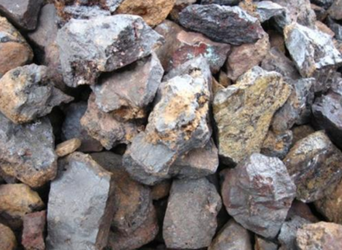 今年中国进口铁矿有望接近12亿吨疯狂的石头能否持续疯狂