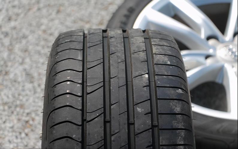 换固特异f1轮胎,香