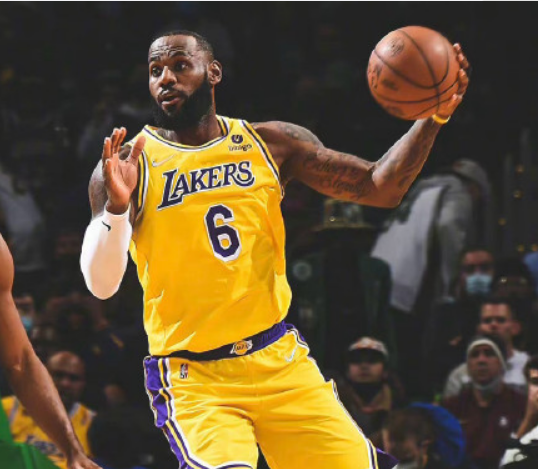 詹姆斯:复出就感觉自己像新秀一样