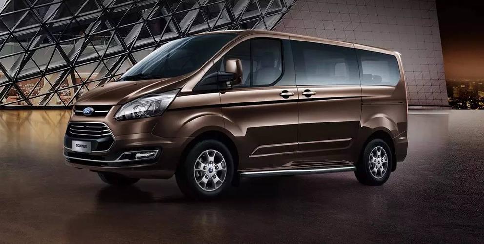 福特途睿欧 全新自动挡七座mpv大气登场