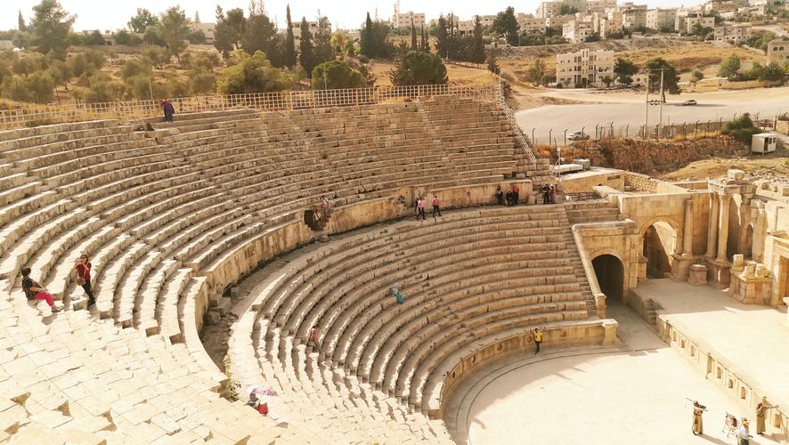 杰拉什的古罗马剧场