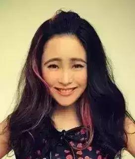 但八字眉的女性容易有大女子主义,让男生心生畏惧.