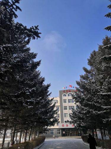 辉煌的公主岭一中