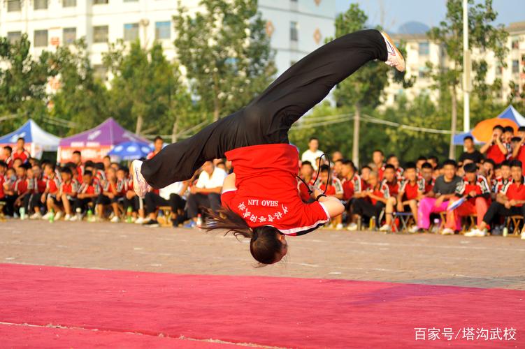 盘点孩子们在武术比赛中的精彩瞬间,太酷了!