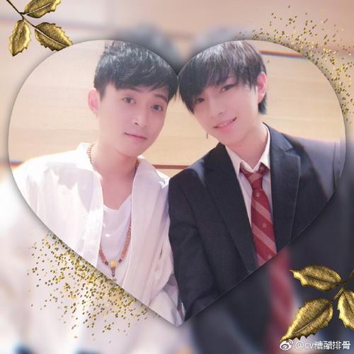 cv糖醋排骨[超话]#和@can_yh 拍了个合影. 来自cv