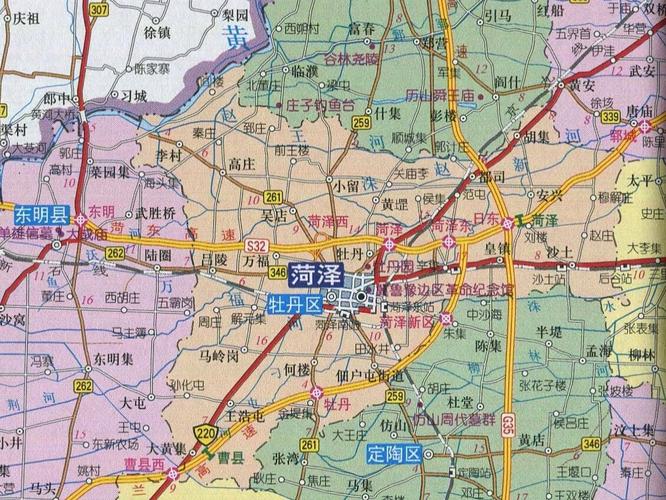 南城街道隶属于山东省菏泽市牡丹区,位于菏泽市区西南部,东邻东城办事