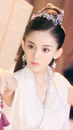 珺蕖采集到择天记 《择天记》【徐有容】她身具天凤血脉,一生下来就