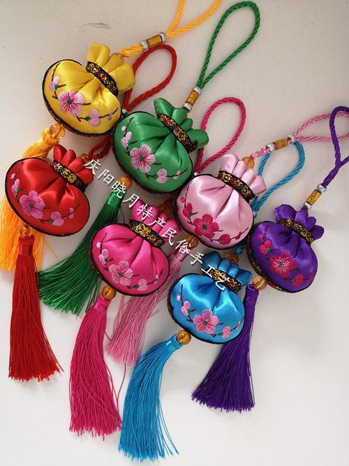 手工来品好运礼品件包邮香囊特色刺绣庆阳端午民间香包双面荷包挂