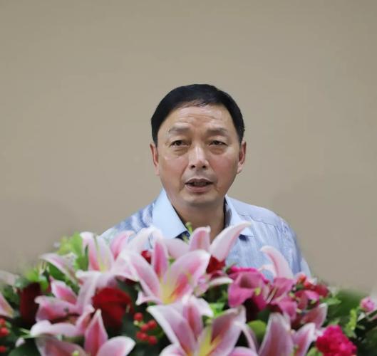 力铭房地产执行董事兼总经理谭国庆