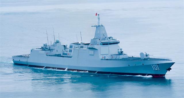 日本反潜机拍到震撼一幕,3艘中方军舰长驱直入:055驱逐舰打头阵