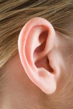 耳垂再造手术方式