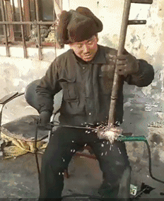 看到石碑上的这几个字,忍不笑岔气