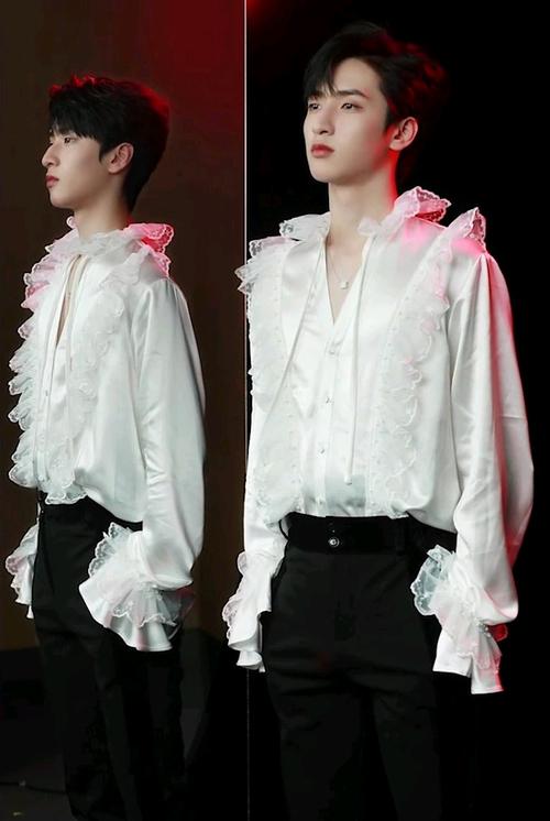 严浩翔 | 时代少年团11月pb vol.7 少年·按时长大个人版高清扫图