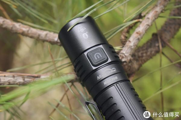 手电带蓝牙手机来操控迈极炫mod20b小直手电赏玩