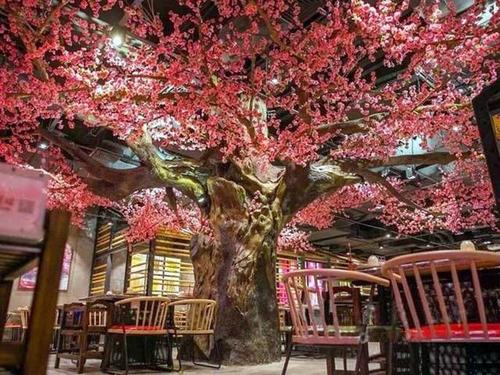 为贵州贵阳私家会所制作的仿真树之仿真古树