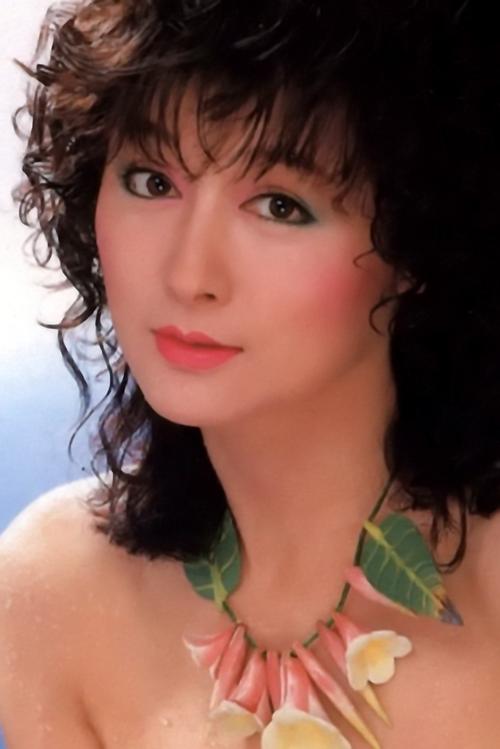 潘迎紫档期咨询,出席活动及广告代言业务洽谈