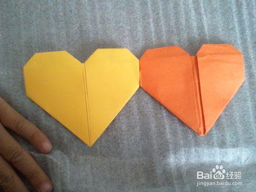 【手工折纸】怎么用正方形折纸做一个心形
