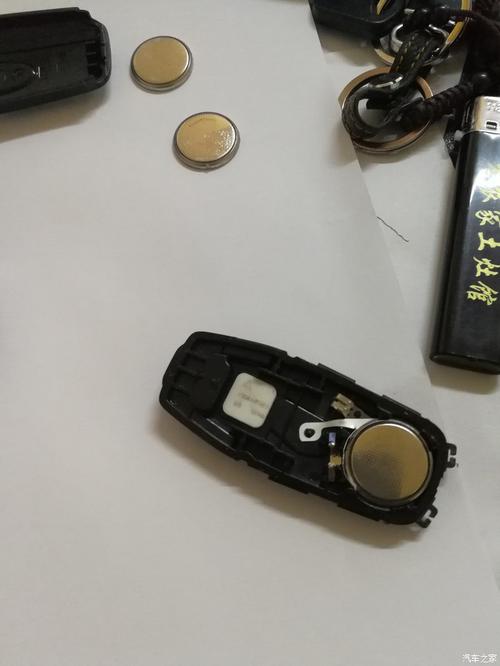 长安福特锐界遥控钥匙的电池更换