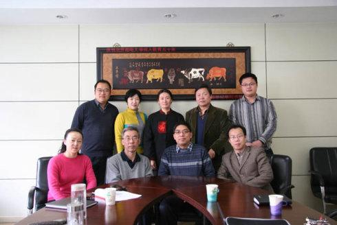5年多的上市公司cto开发经验和5年多3g职业教育实践的范金鹏总经理