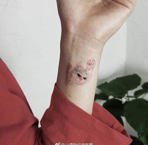 手腕小清新可爱小猫咪纹身图案
