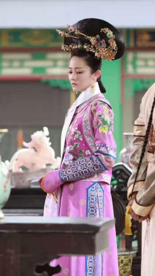 花落宫廷错流年