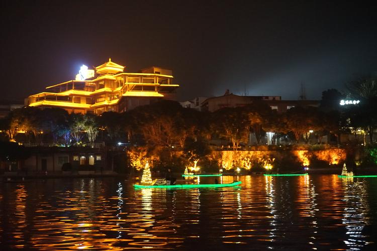 夜游桂林两江四湖