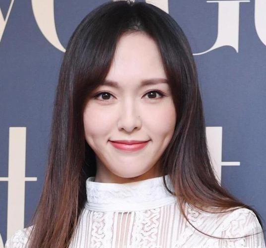 有漂亮酒窝的女星只服这10位,辨识度高不说,笑起来还特别甜