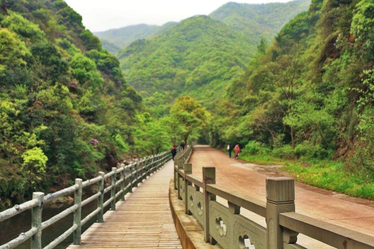 鄞州区宁波五龙潭景区好玩吗,鄞州区宁波五龙潭景区样