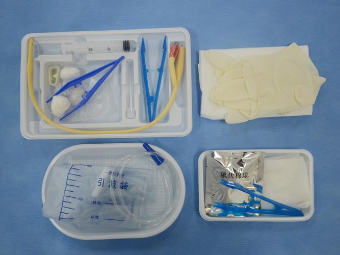 男性和女性使用导尿包的方法有何不同