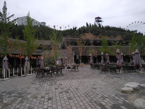 陕西泾阳龙泉山庄