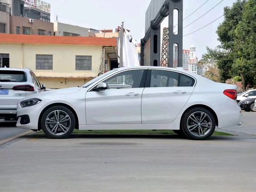 19款宝马1系 118i 代步豪华性价比轿车