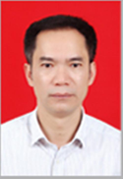 陈占方,男,汉族,1969年10月出生,广东德庆人.