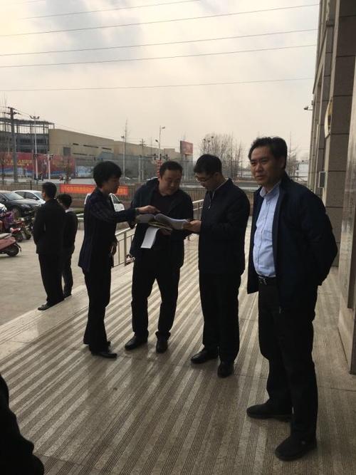 任县:县委副书记王根才等县领导一行到县政务大厅督导
