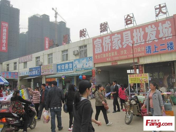 佛祖岭综合市场