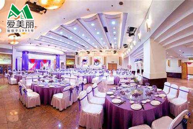 项目名称:中山金汇酒楼 项目人数:10人 现场主管督导:1人 保洁工作