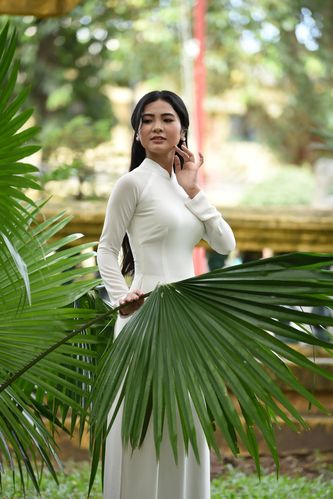 邻国女人……[越南服装 奥黛]……第一千二百七十八