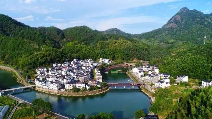 党史学习教育深入开展之际,省委,省政府决定,命名淳安县下姜村等20家