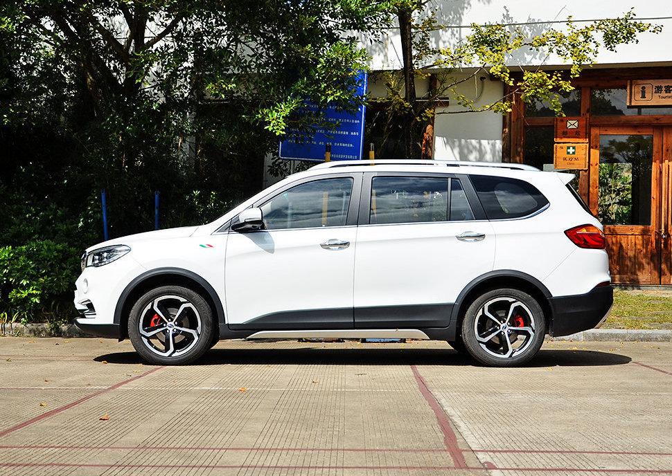 原创斯威x7推新车型,售8.49万,定位中型suv,三种布局可选